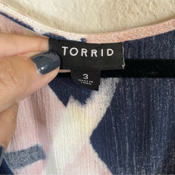 Torrid Babydoll Gauze Surplice Tunic Top Colorful Boho Stretchy Shirt Size 3XL - Picture 5 of 10